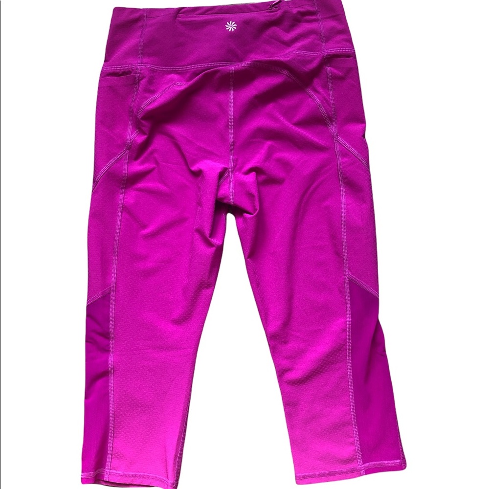 ATHLETA Velocity Laser Cut Capri fuchsia - Picture 6 of 7